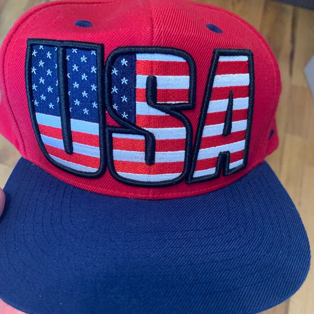 MOVING SALE - Zephyr USA Snapback - BUNDLES/OFFERS ACCEPTED